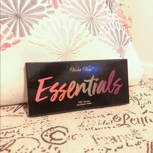 Violet Voss | Essentials Eyeshadow Palette